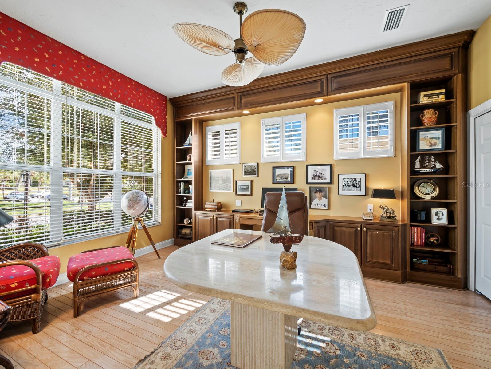 QUEENS HARBOUR - Residential