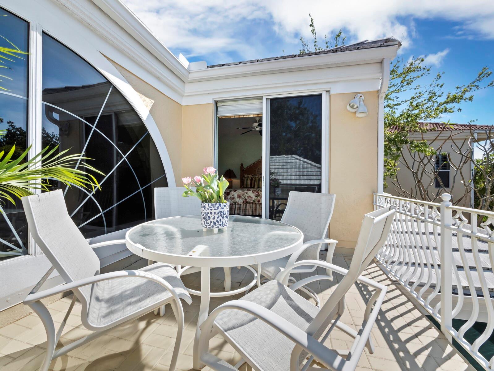 QUEENS HARBOUR - Residential