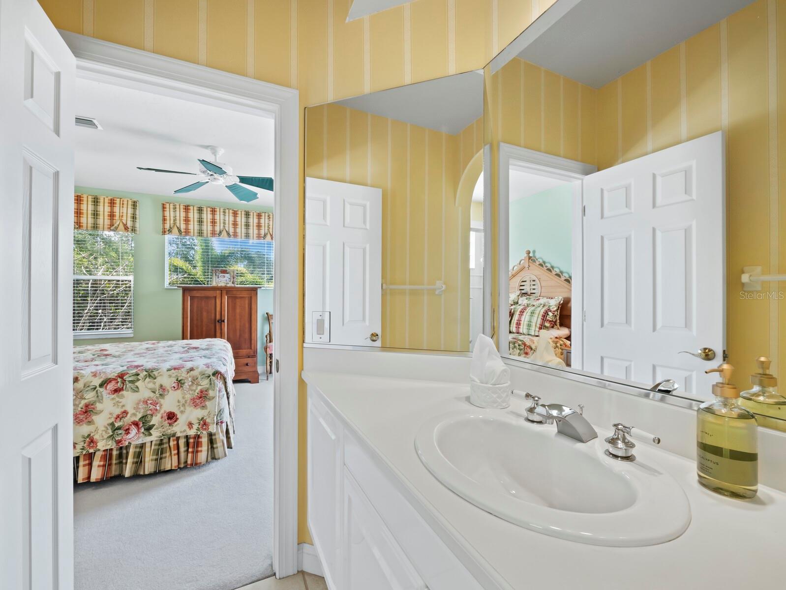 QUEENS HARBOUR - Residential