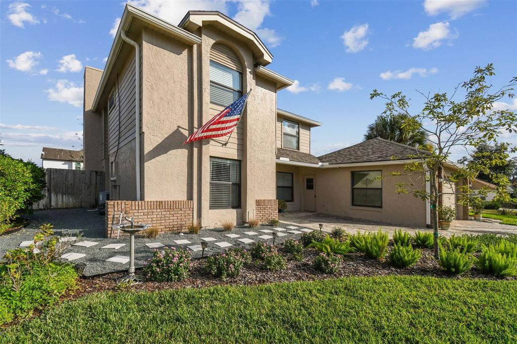 Photo of 987 Cross Cut Way, Longwood, FL 32750 (MLS # O6370120)