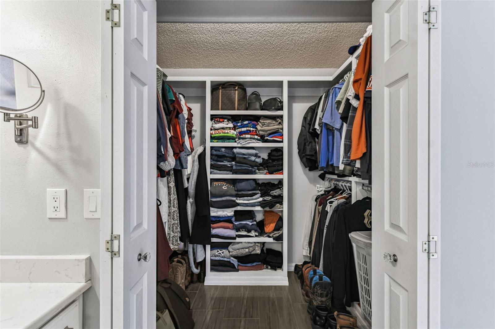 HIDDEN OAK ESTATES - Residential