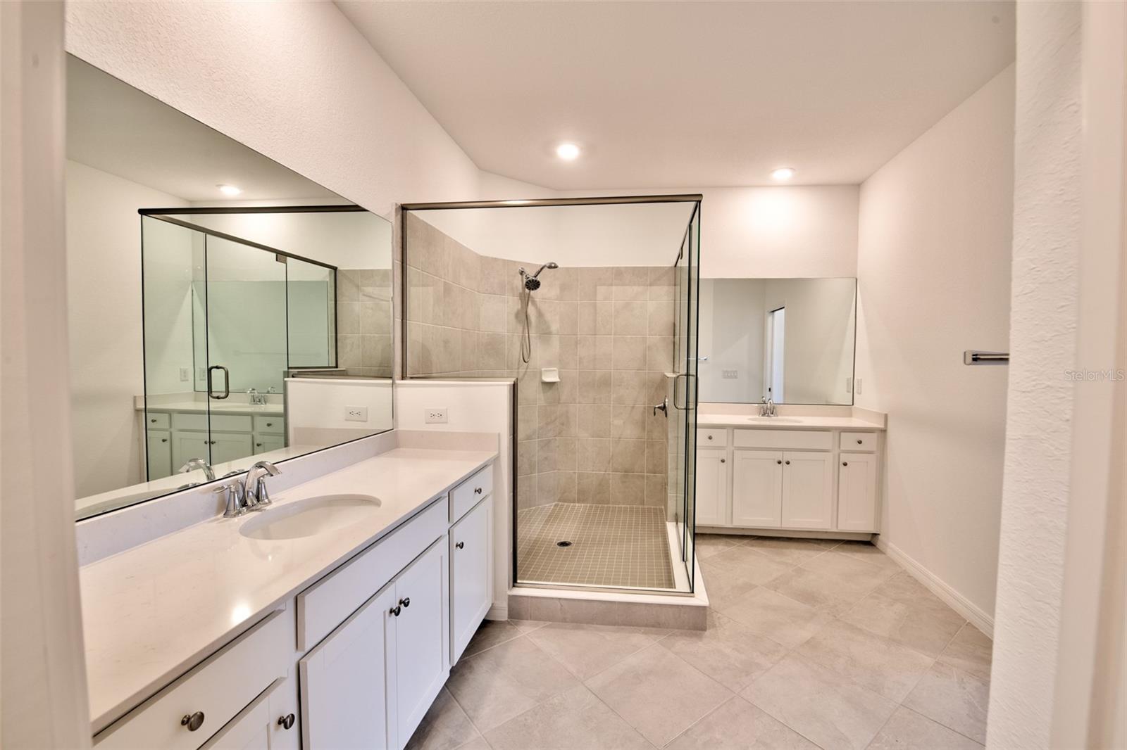 UNIT 621, MONTSERRAT AT UTC, PHASE 6 PER ORI 20231 - Residential