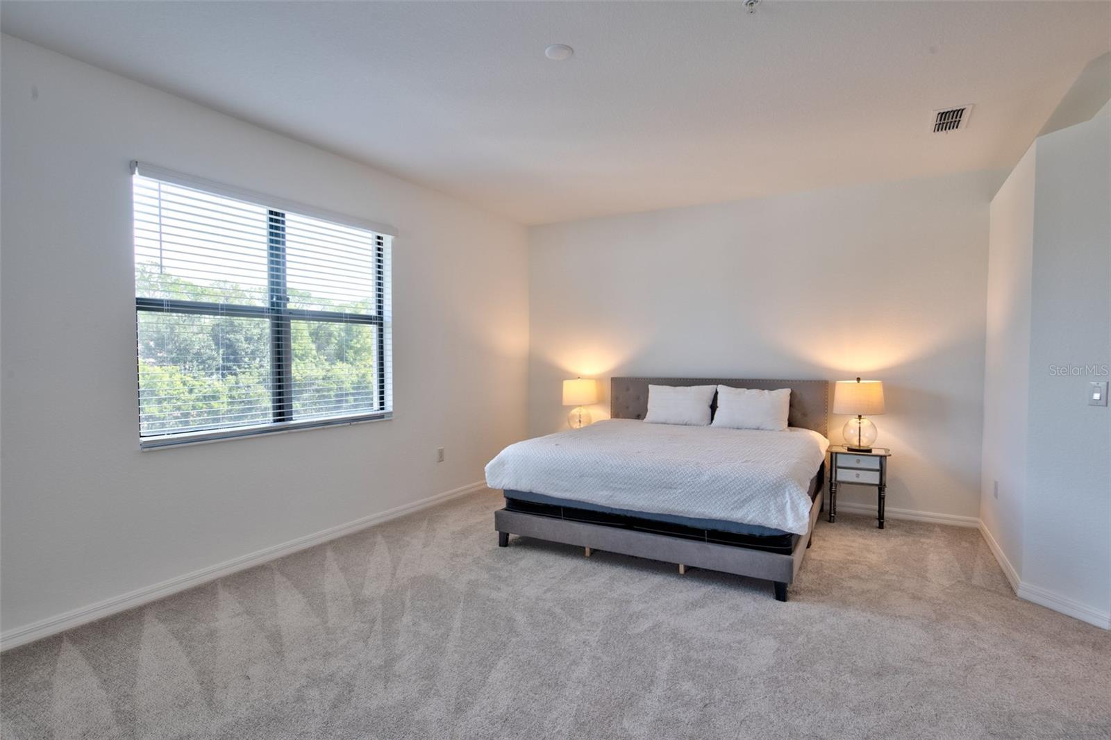 UNIT 621, MONTSERRAT AT UTC, PHASE 6 PER ORI 20231 - Residential