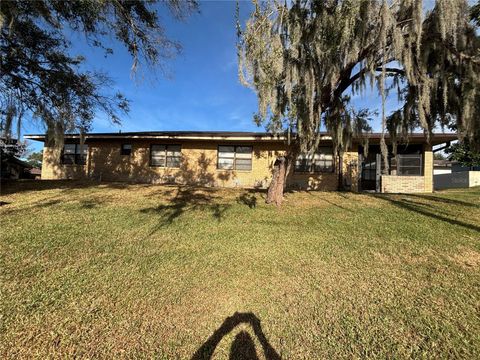 Photo of 528 Lake Mystic Lane, Lakeland, FL 33813 (MLS # A4672098)