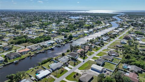 A home in PORT CHARLOTTE