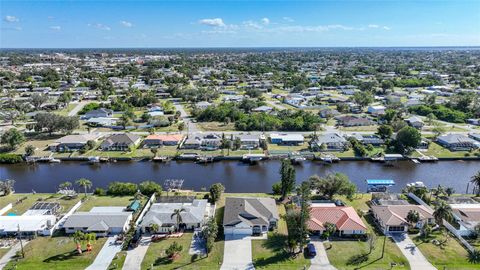 A home in PORT CHARLOTTE