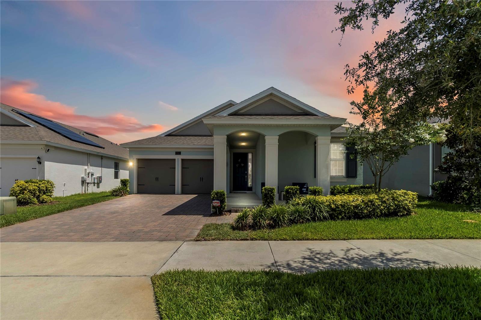 5627 ORANGE ORCHARD DRIVE