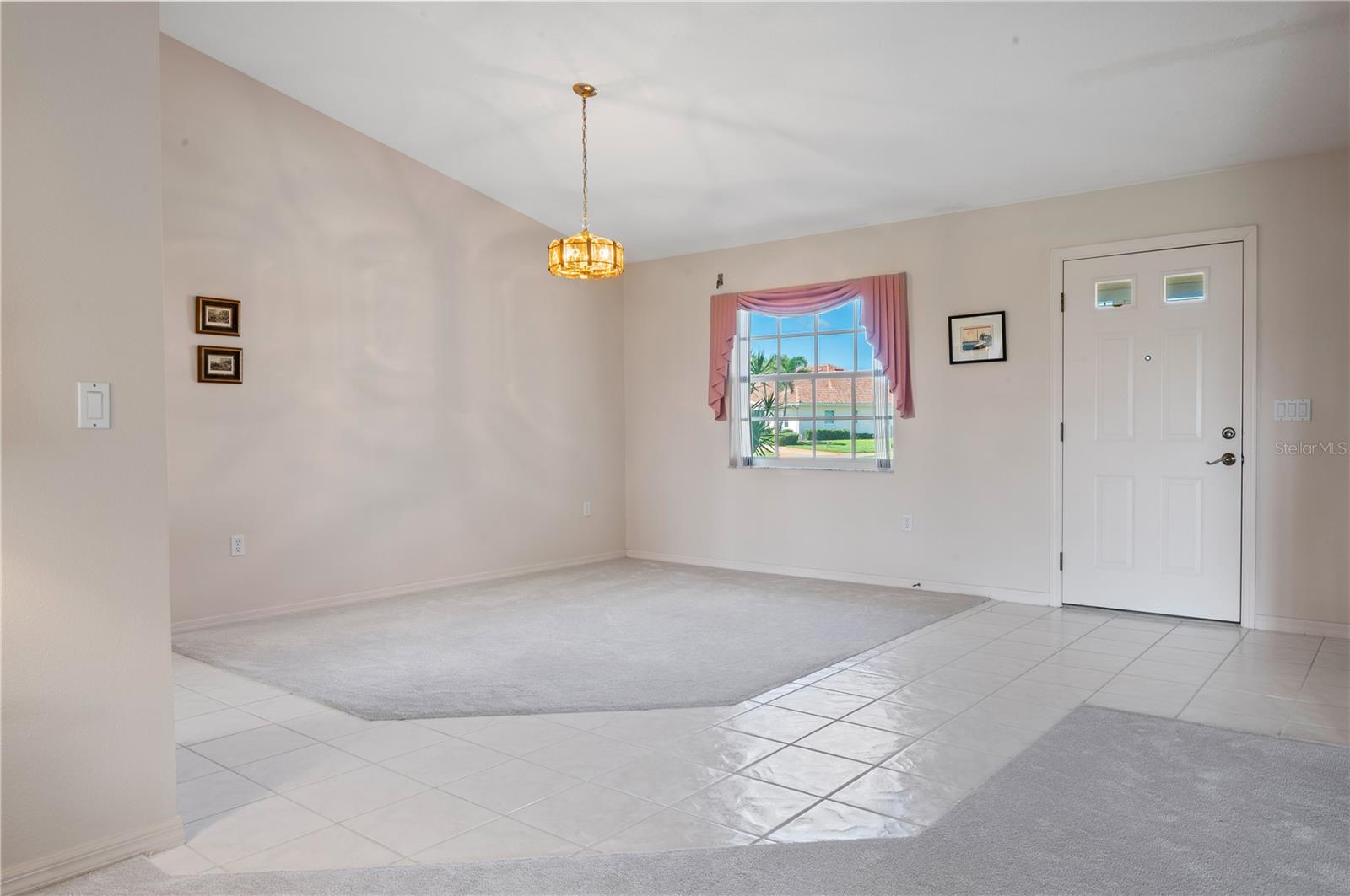 1654 WAXWING COURT