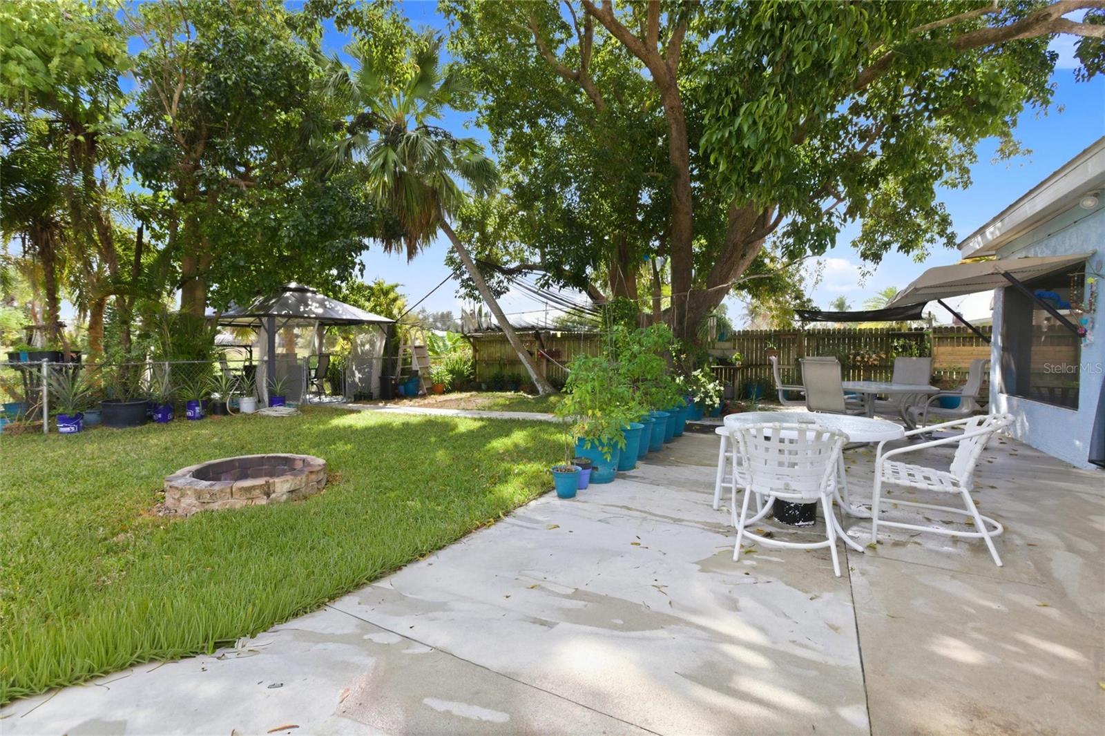 PORT CHARLOTTE SEC 33 - Residential