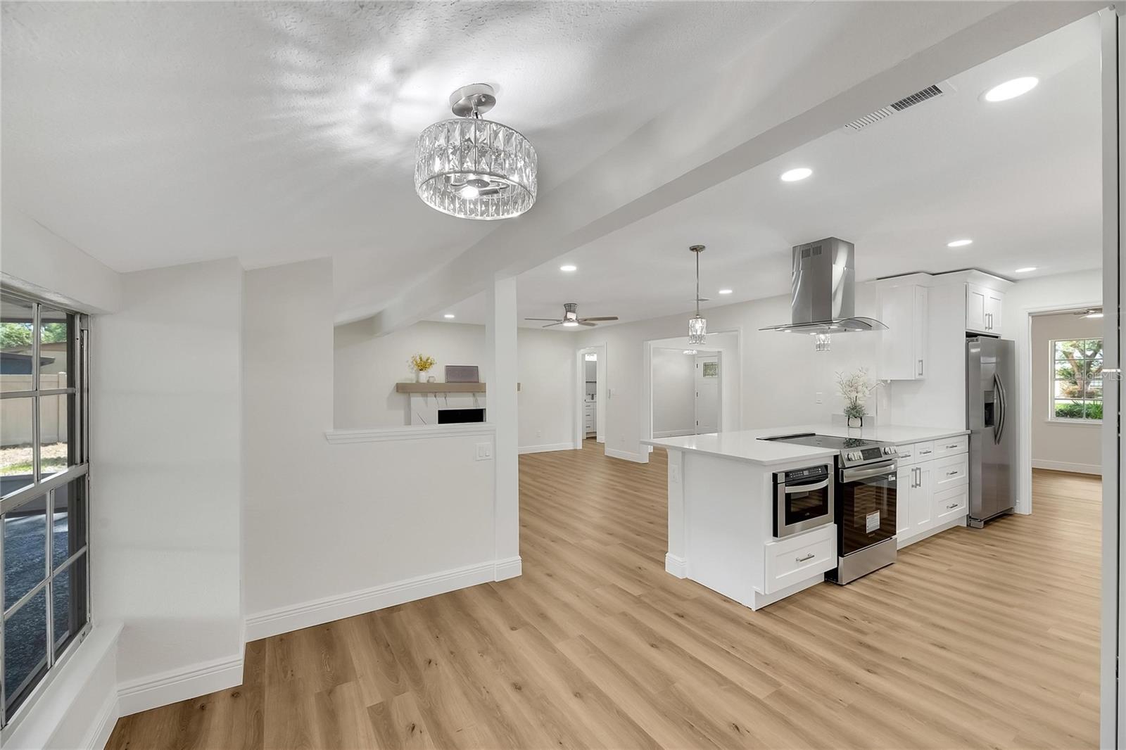 PARKWOOD MANOR - Residential