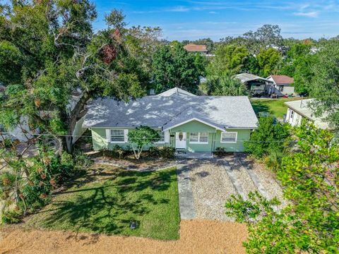 A home in WINTER PARK