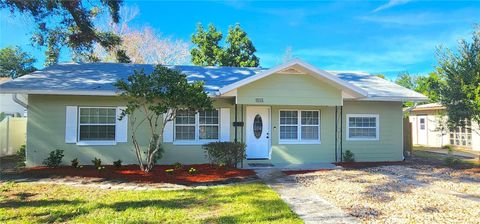 A home in WINTER PARK