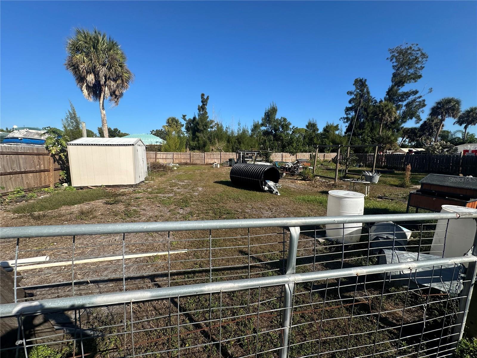 VENETIAN GARDENS - Residential