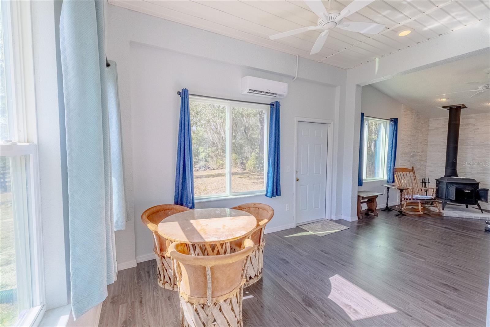 OAK FOREST AREA - Residential