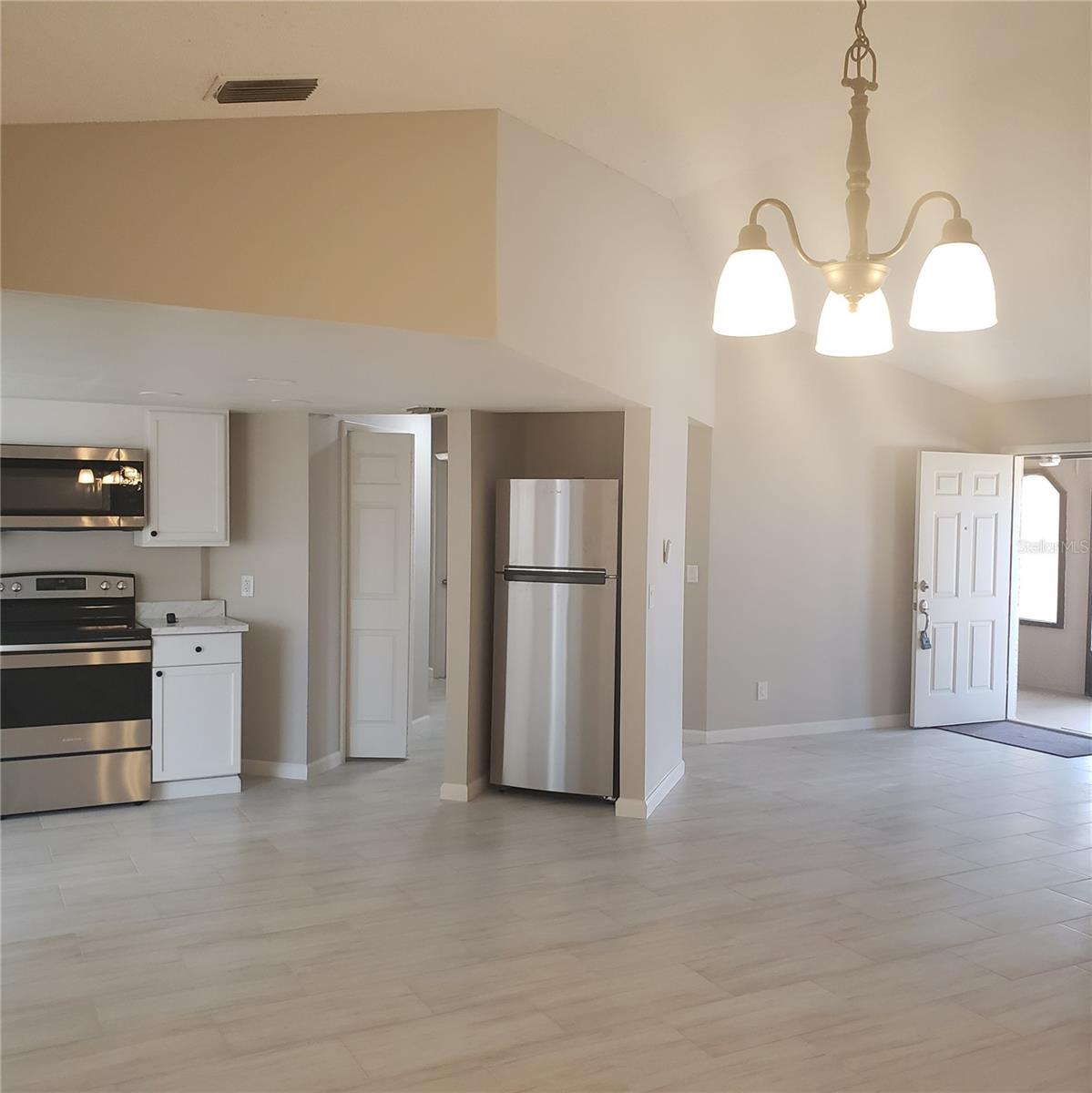 SPRING HILL - Residential Lease