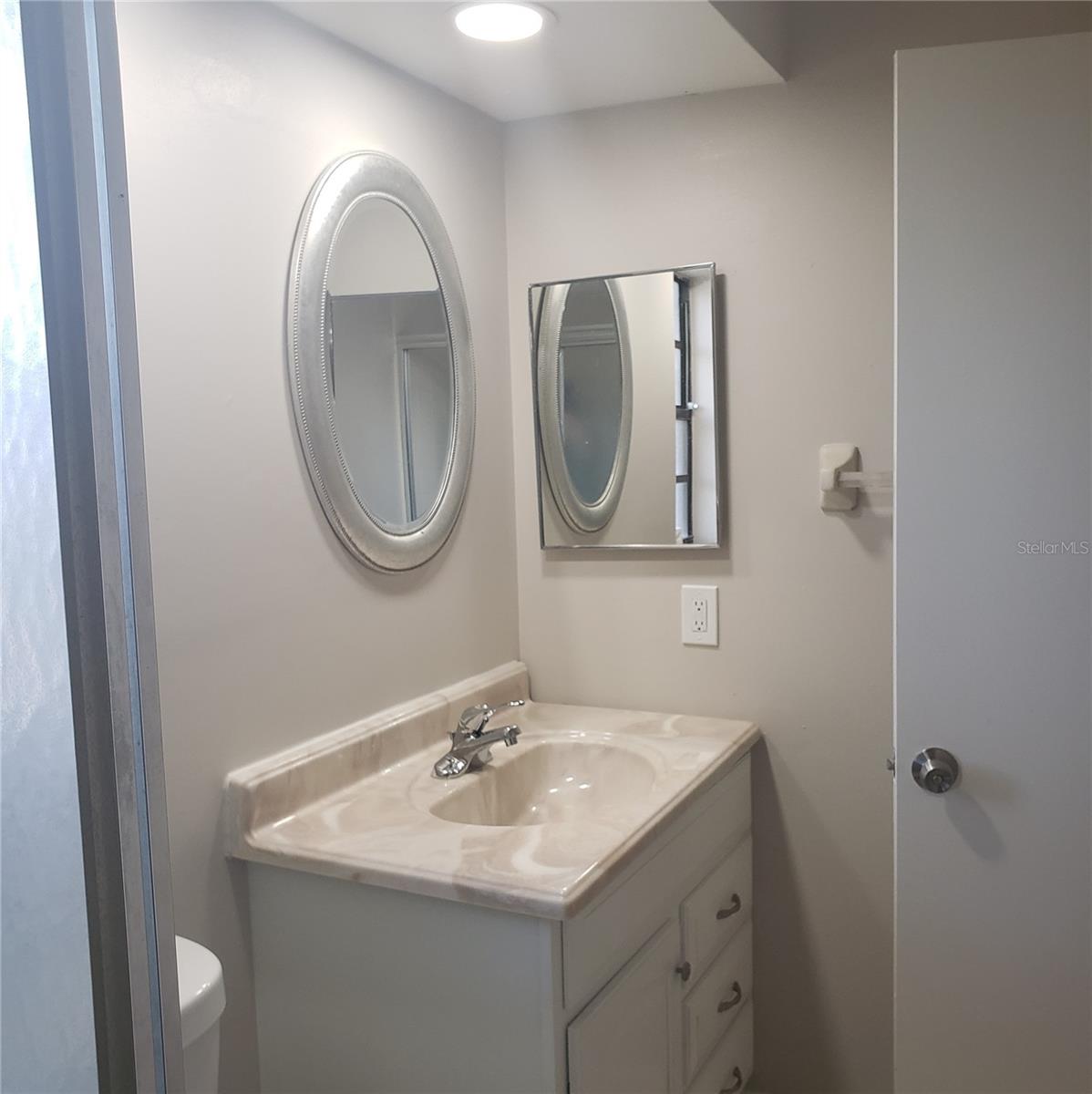 SPRING HILL - Residential Lease