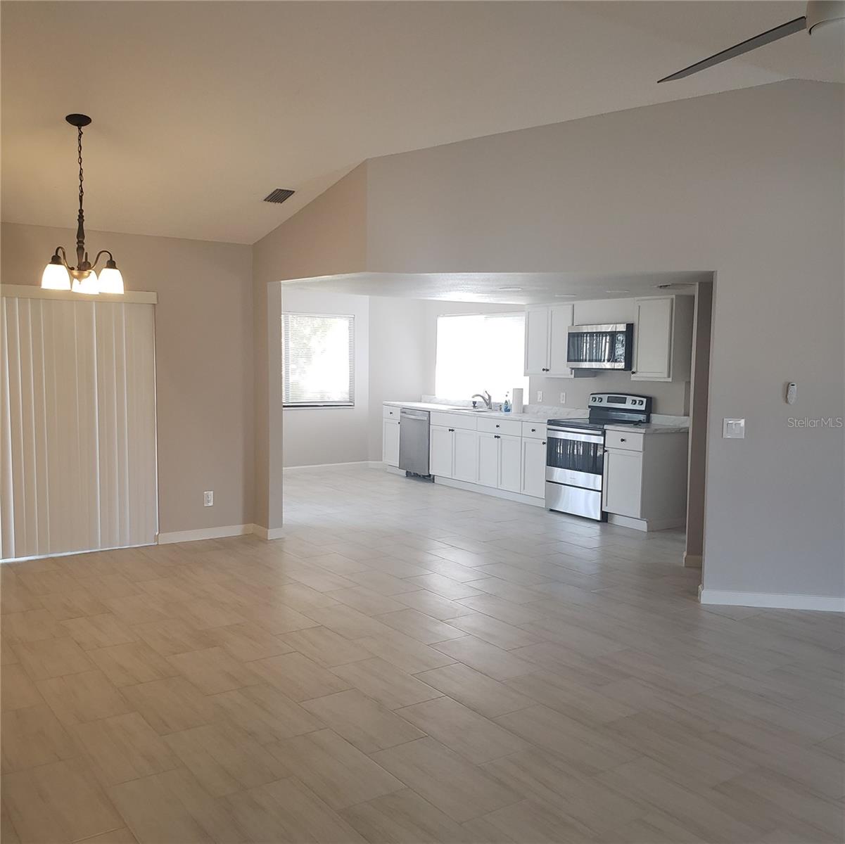 SPRING HILL - Residential Lease