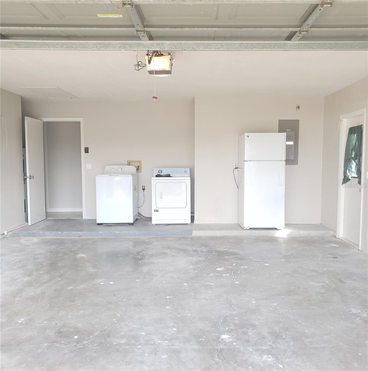 SPRING HILL - Residential Lease