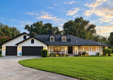 Photo of 5331 Saddlebrook Way, Wesley Chapel, FL 33543 (MLS # TB8516859)