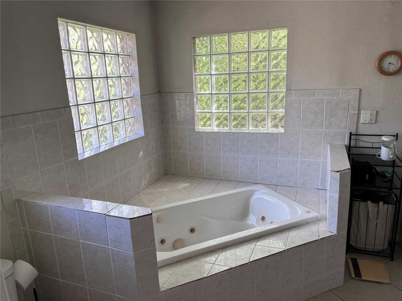 EDEN ACRES - Residential