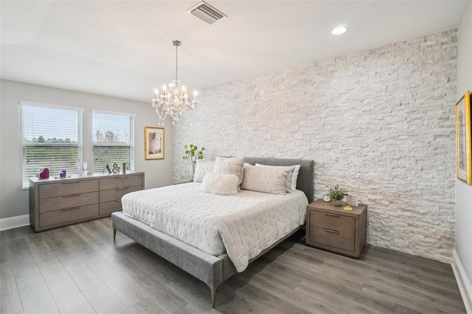 WINDERMERE ESTATES - Residential