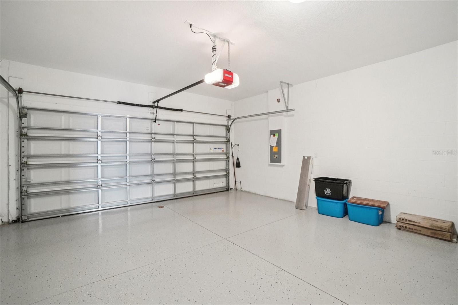 WINDERMERE ESTATES - Residential