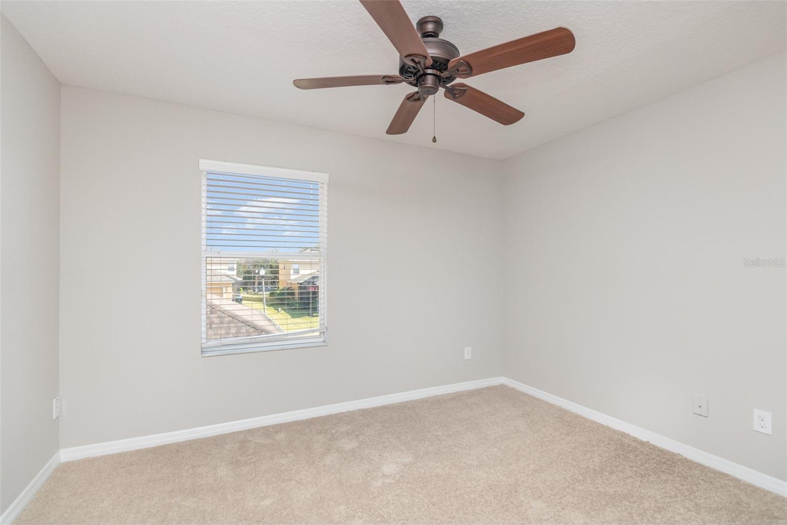 SAVANNAH LNDGS - Residential