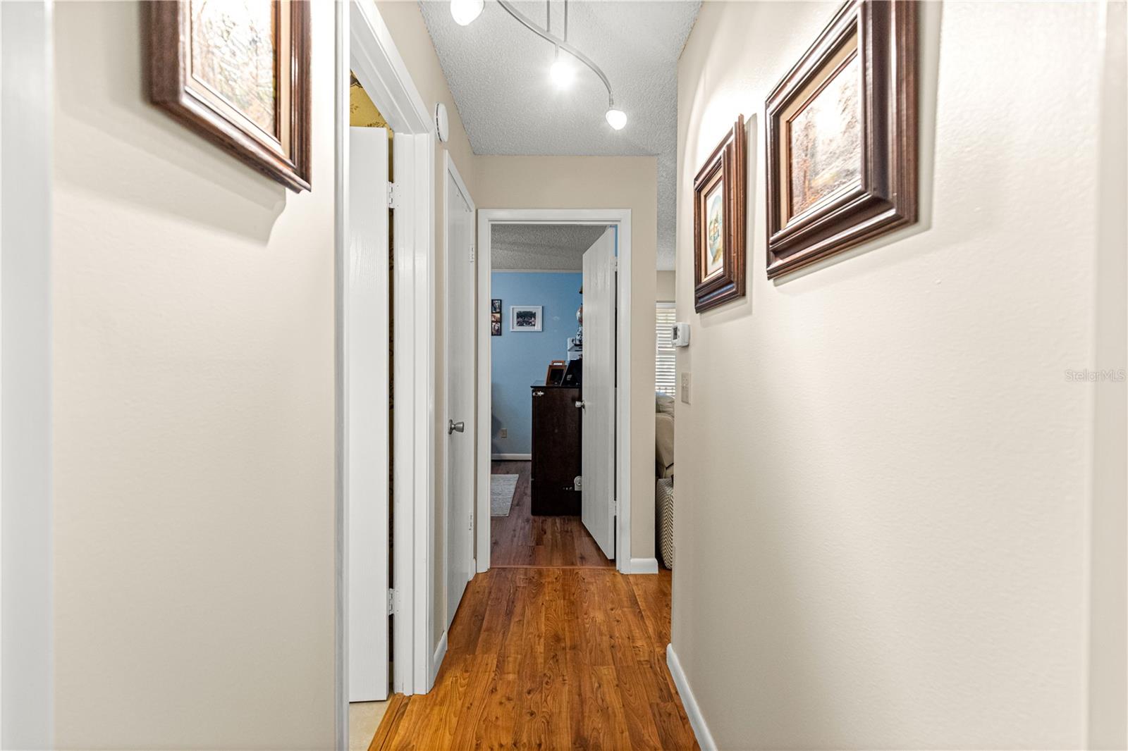 ON TOP OF THE WORLD - Residential