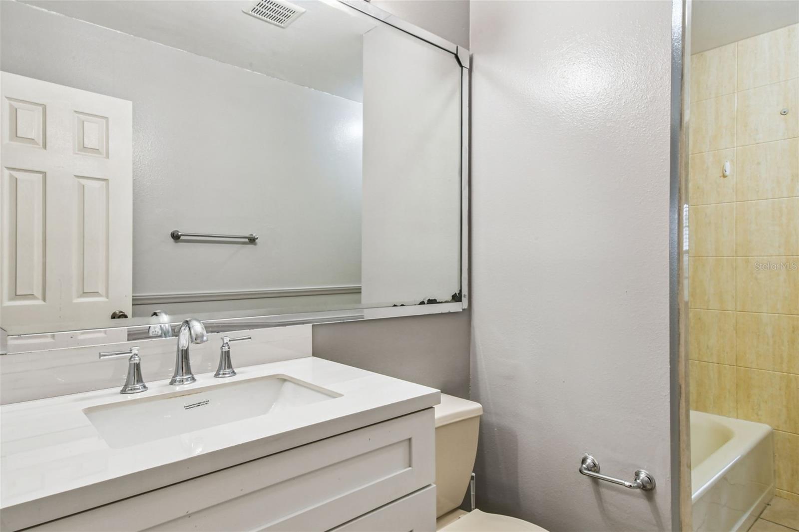 COUNTRY PLACE WEST UNIT V - Residential