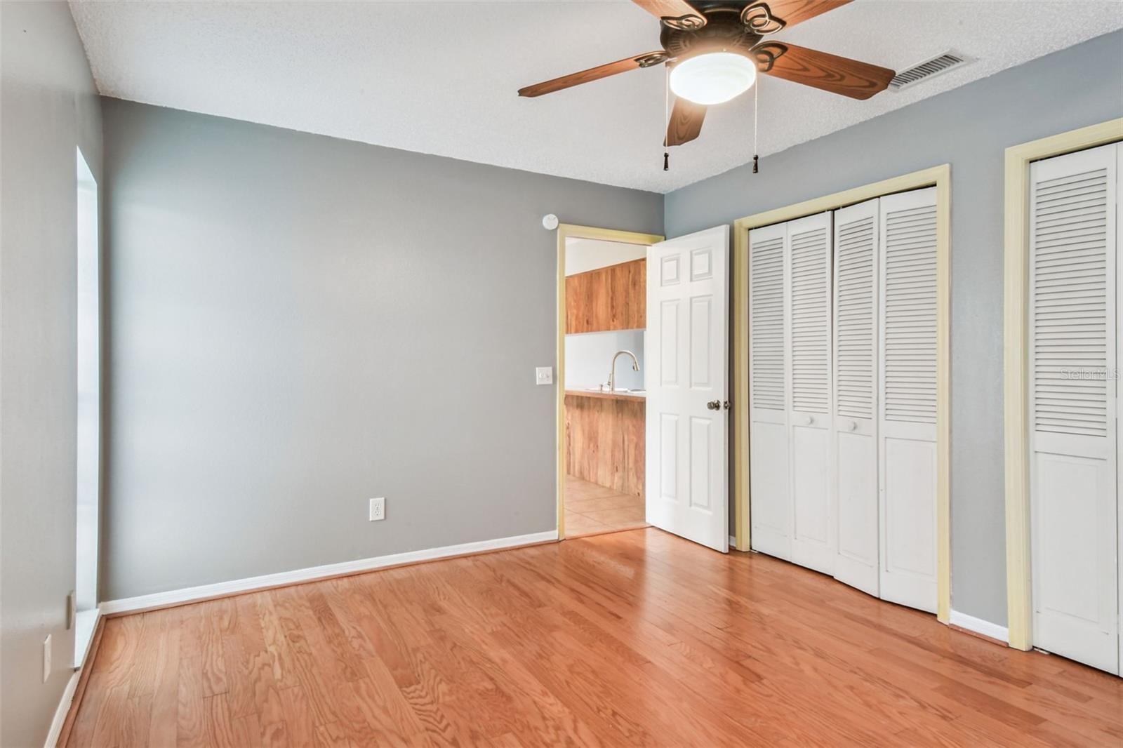 COUNTRY PLACE WEST UNIT V - Residential