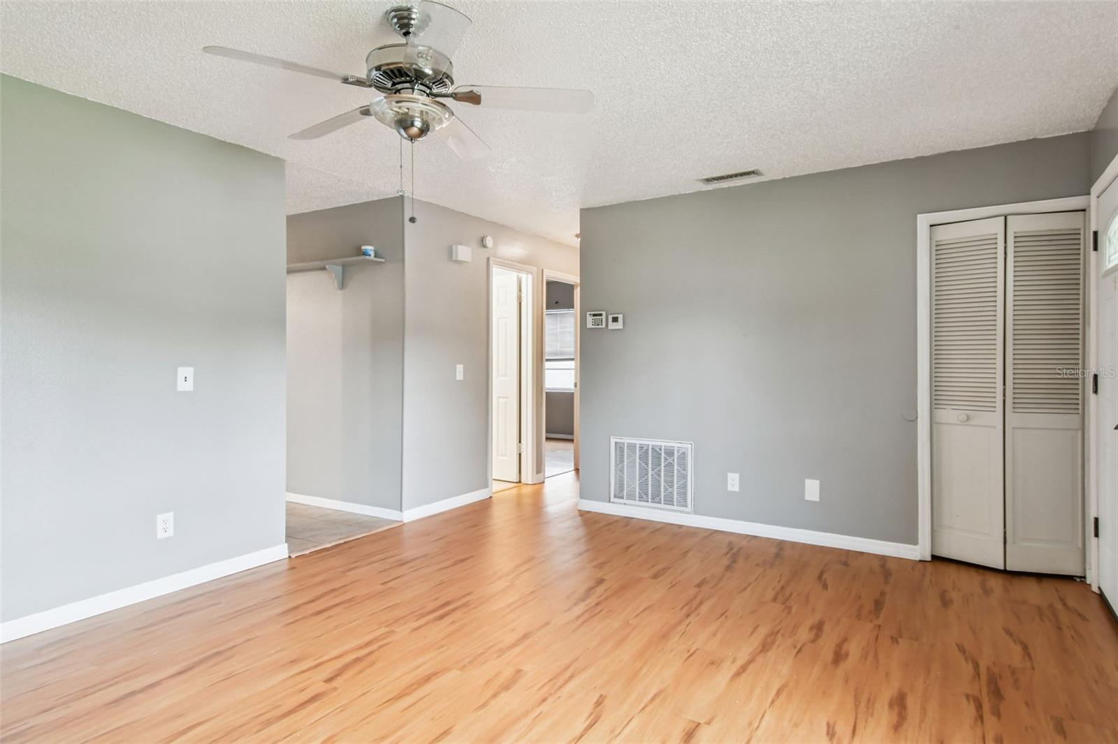 COUNTRY PLACE WEST UNIT V - Residential