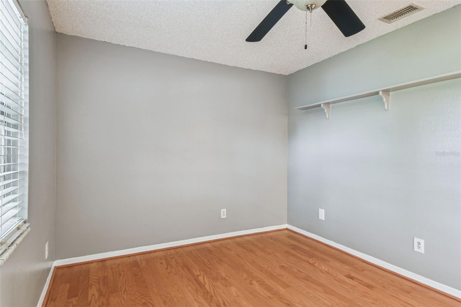 COUNTRY PLACE WEST UNIT V - Residential