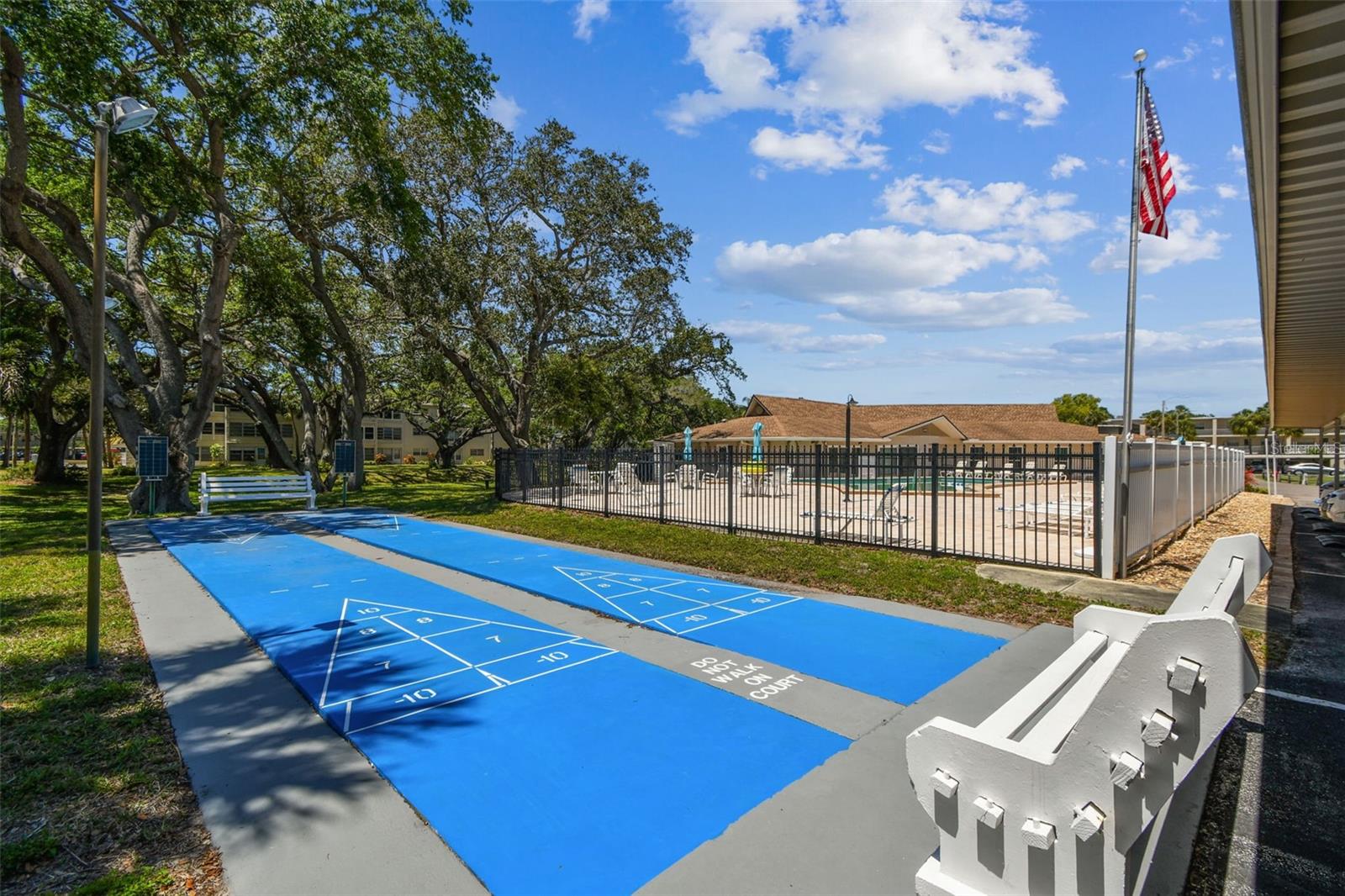 HEATHER LAKE APTS CONDO - Residential