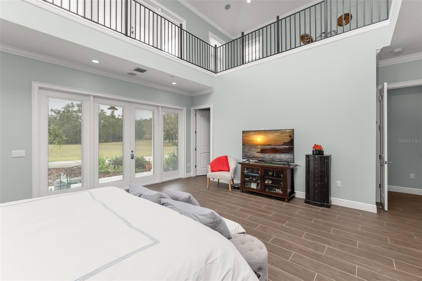 LAKE AVALON GROVES 2ND REP - Residential