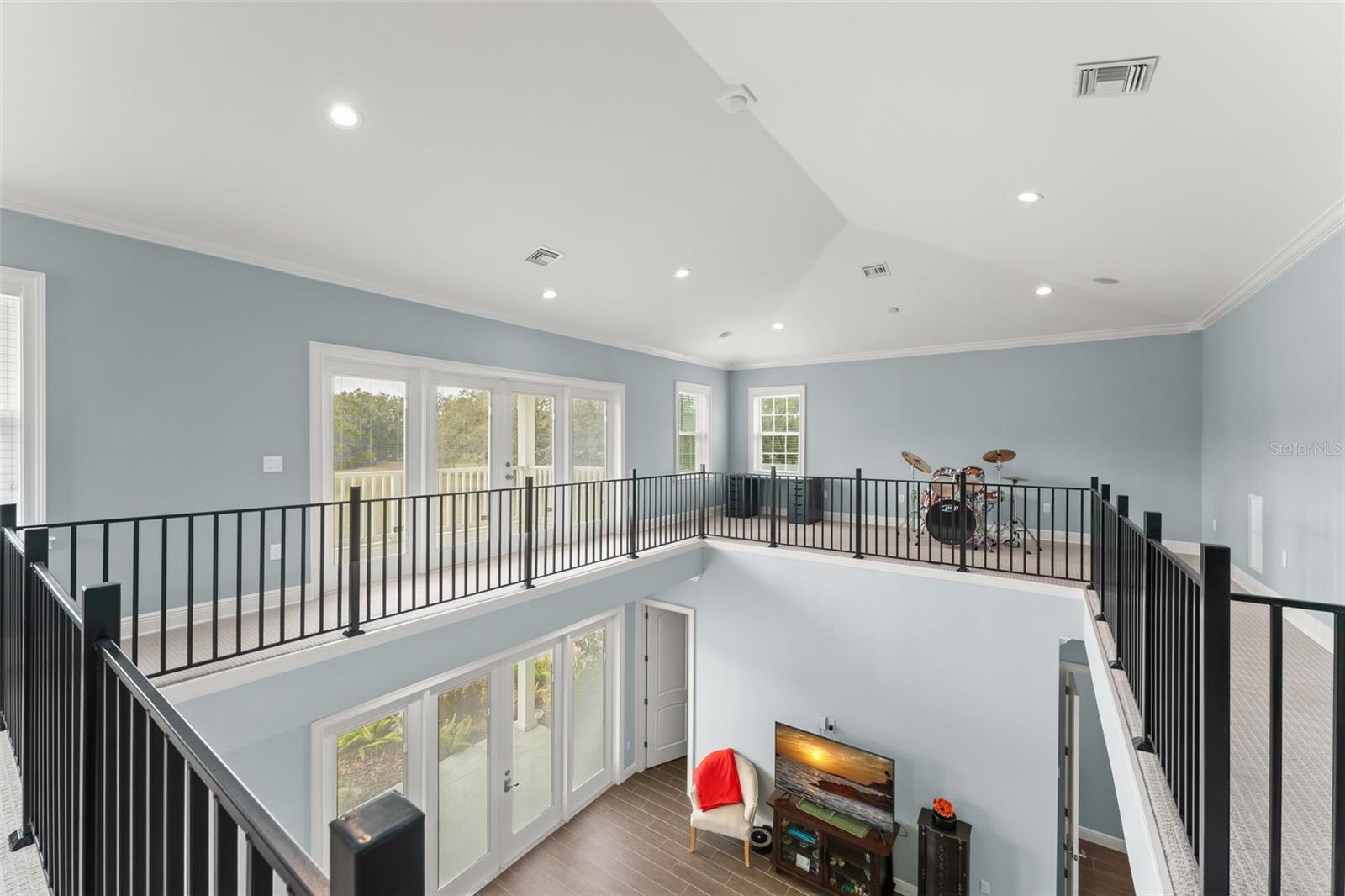 LAKE AVALON GROVES 2ND REP - Residential