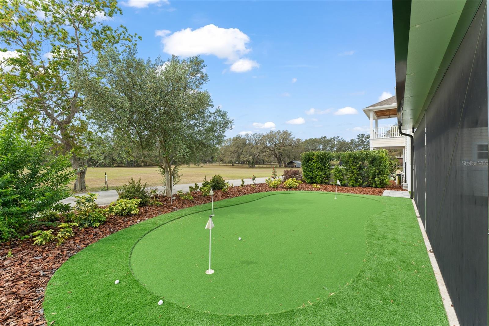 LAKE AVALON GROVES 2ND REP - Residential