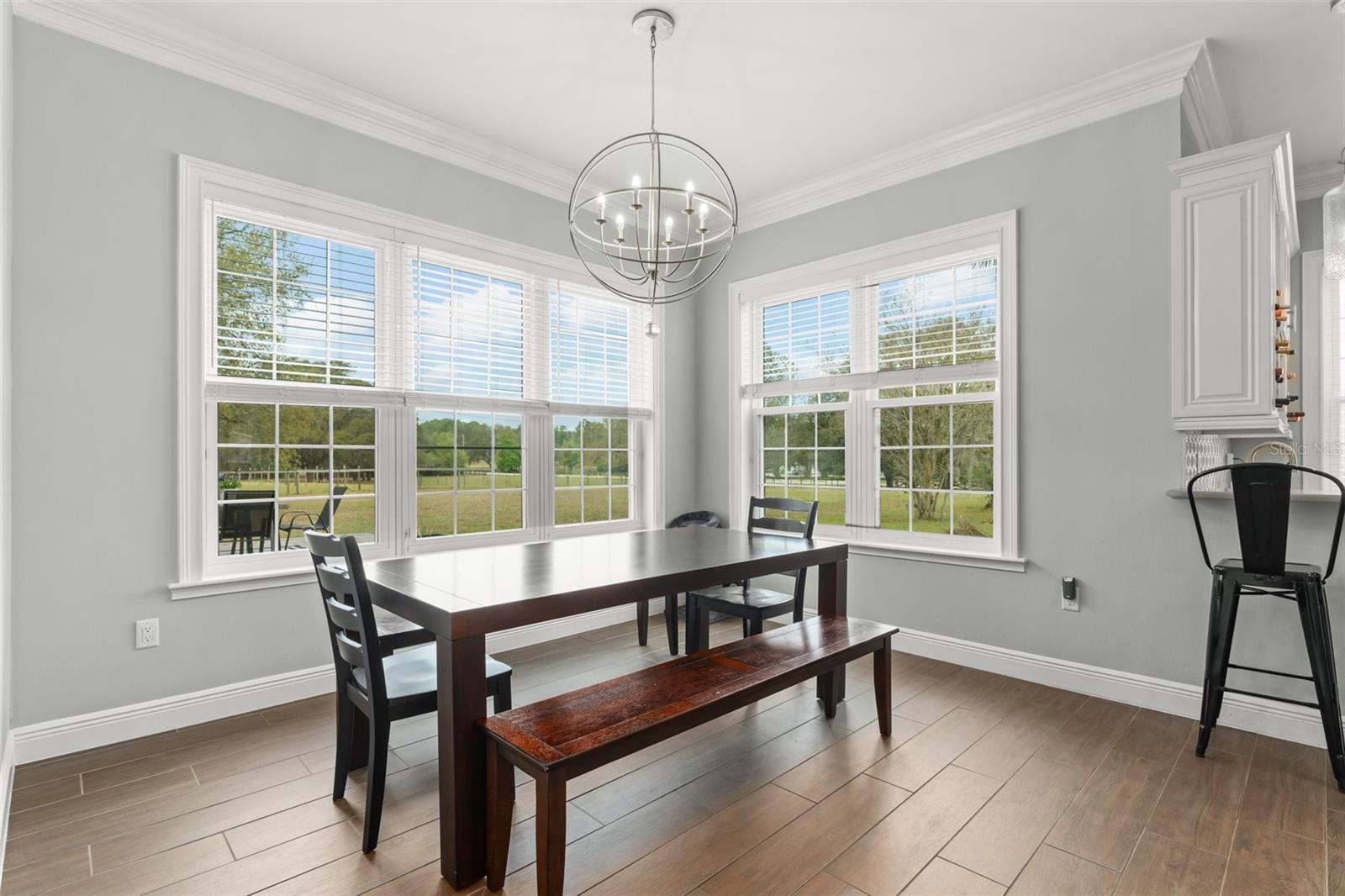 LAKE AVALON GROVES 2ND REP - Residential