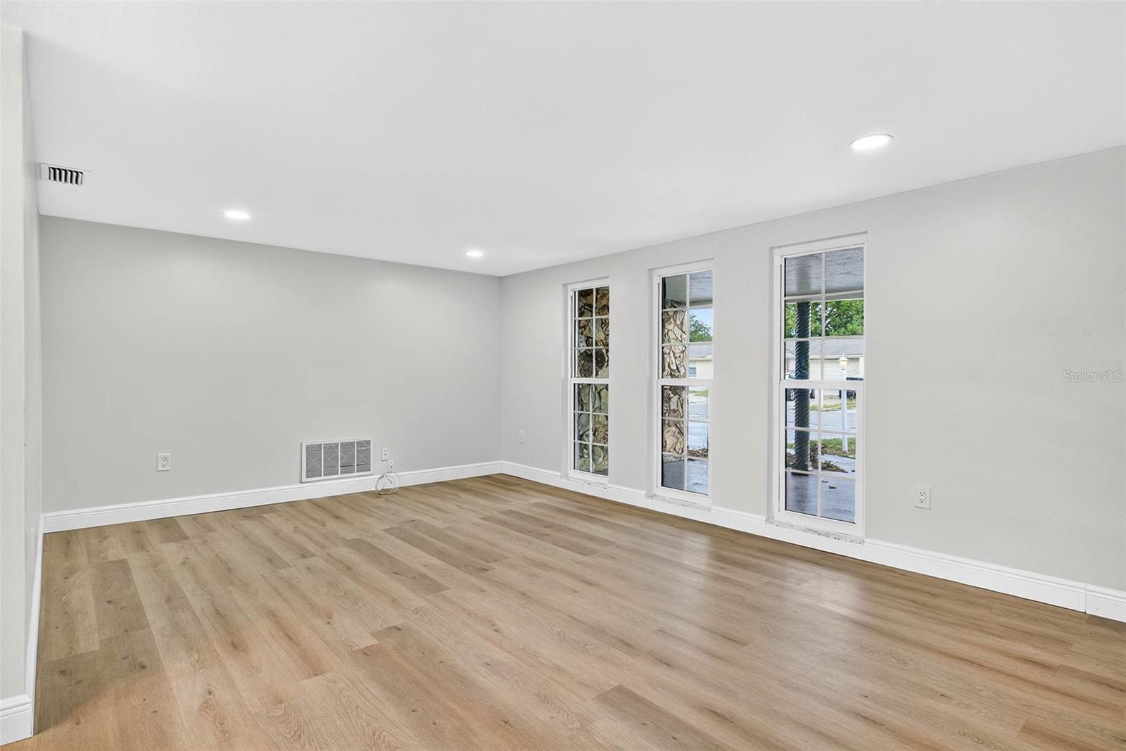 PALM TERRACE GARDENS - Residential