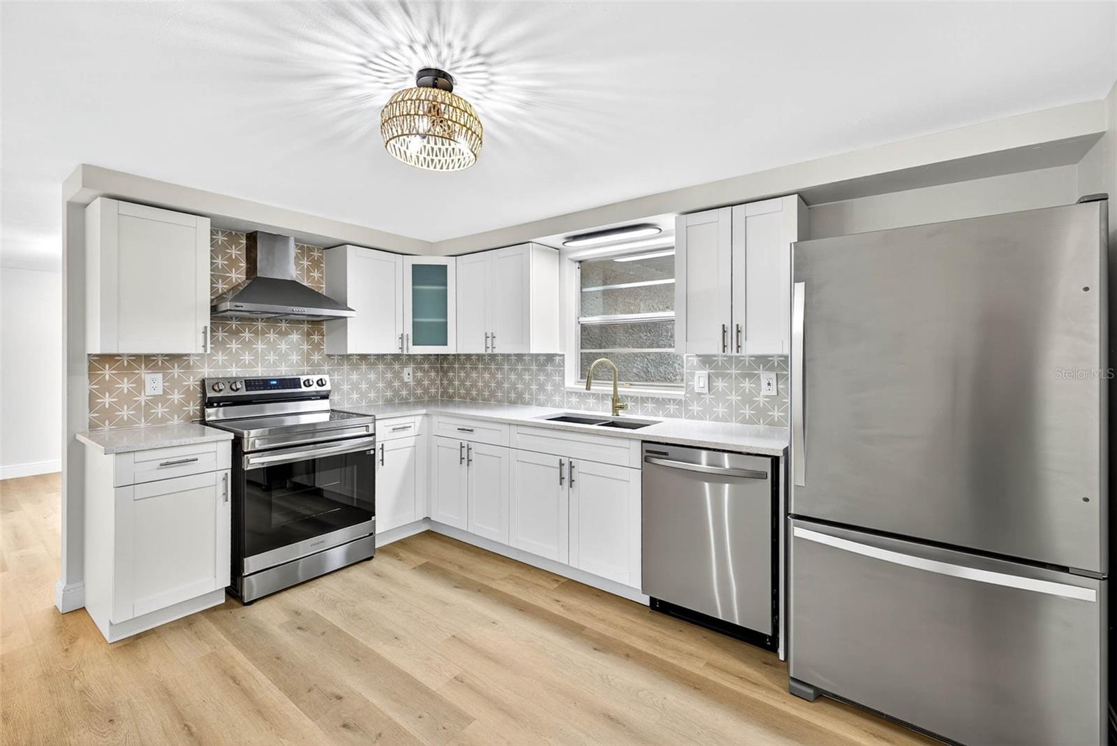 PALM TERRACE GARDENS - Residential