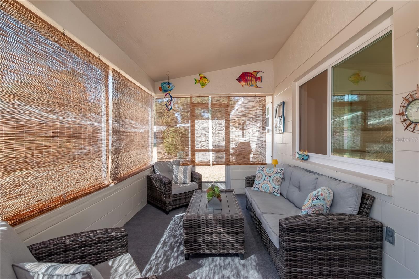 ON TOP OF THE WORLD - Residential