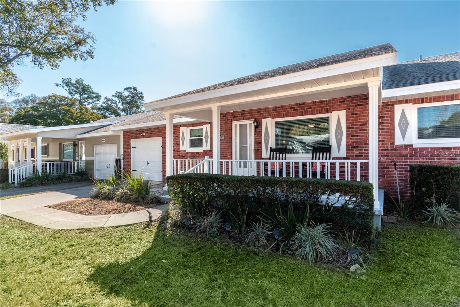 ON TOP OF THE WORLD - Residential