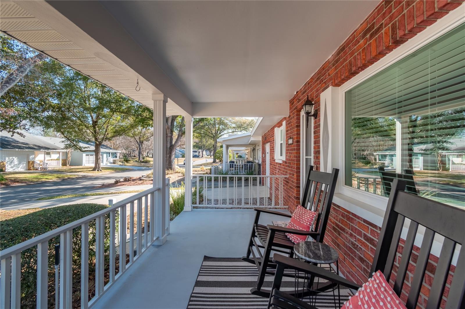 ON TOP OF THE WORLD - Residential