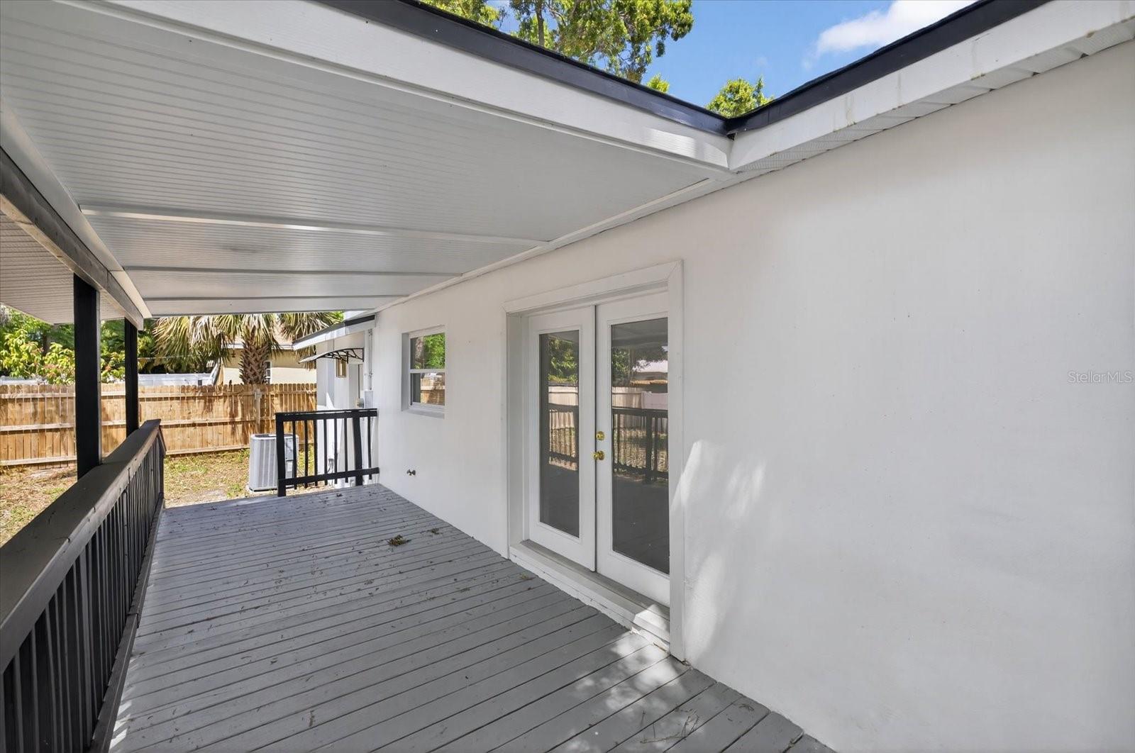 BOULEVARD PINES - Residential