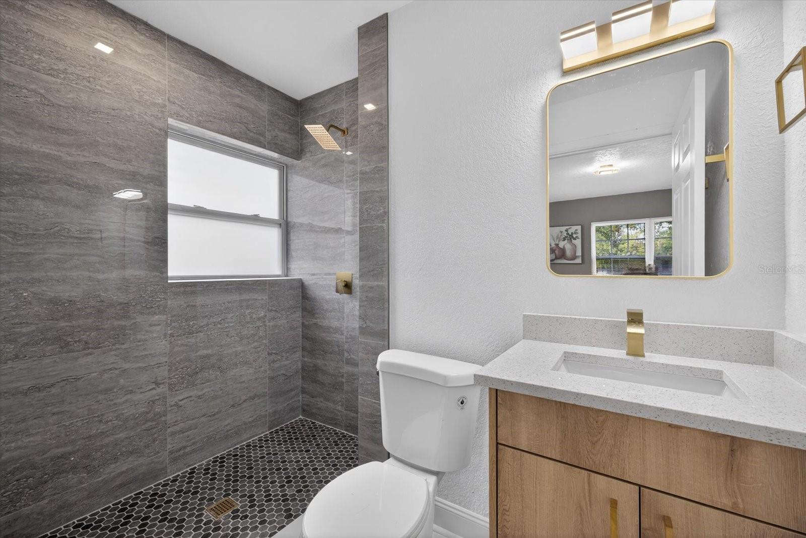 BOULEVARD PINES - Residential