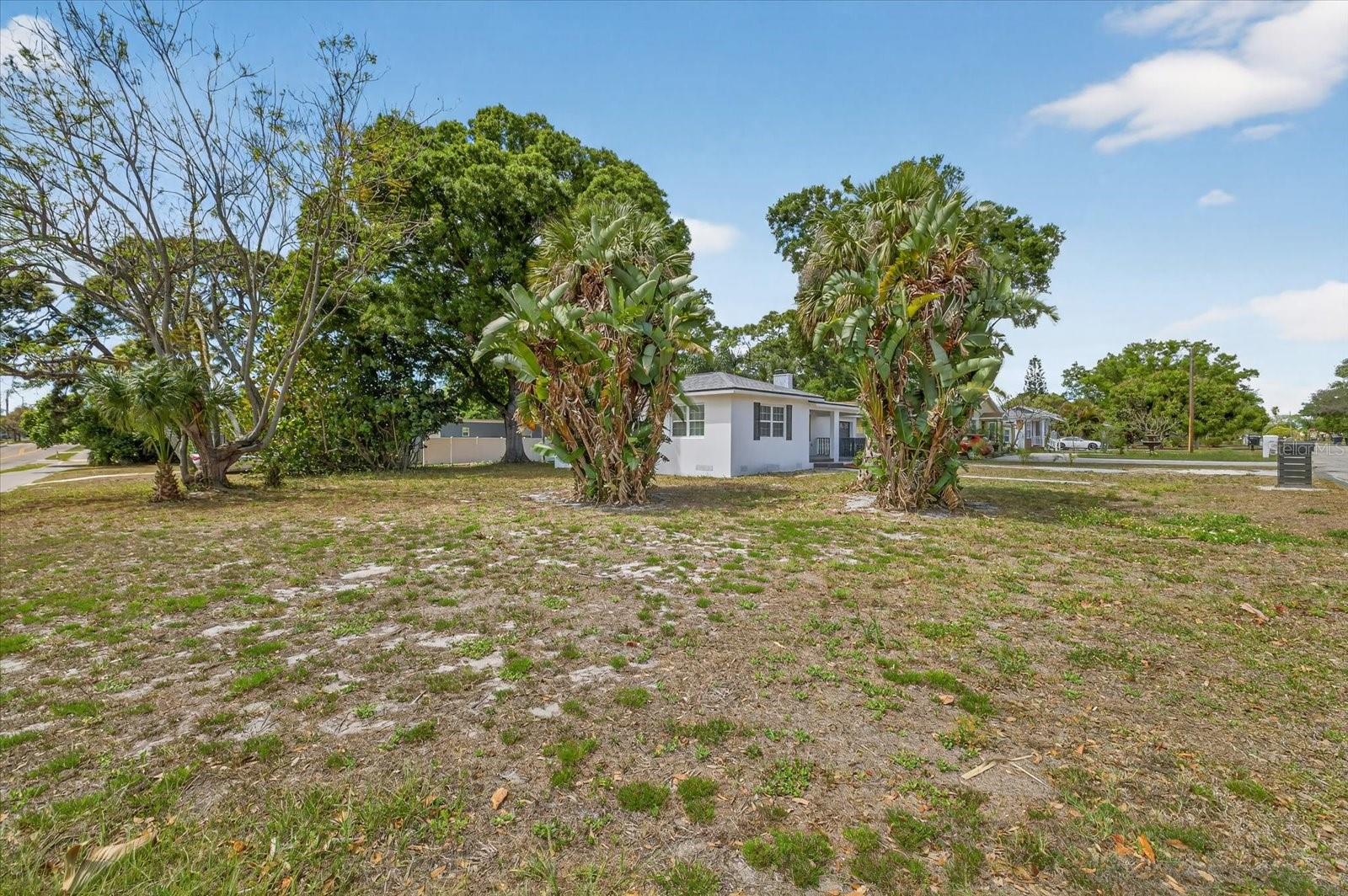 BOULEVARD PINES - Residential