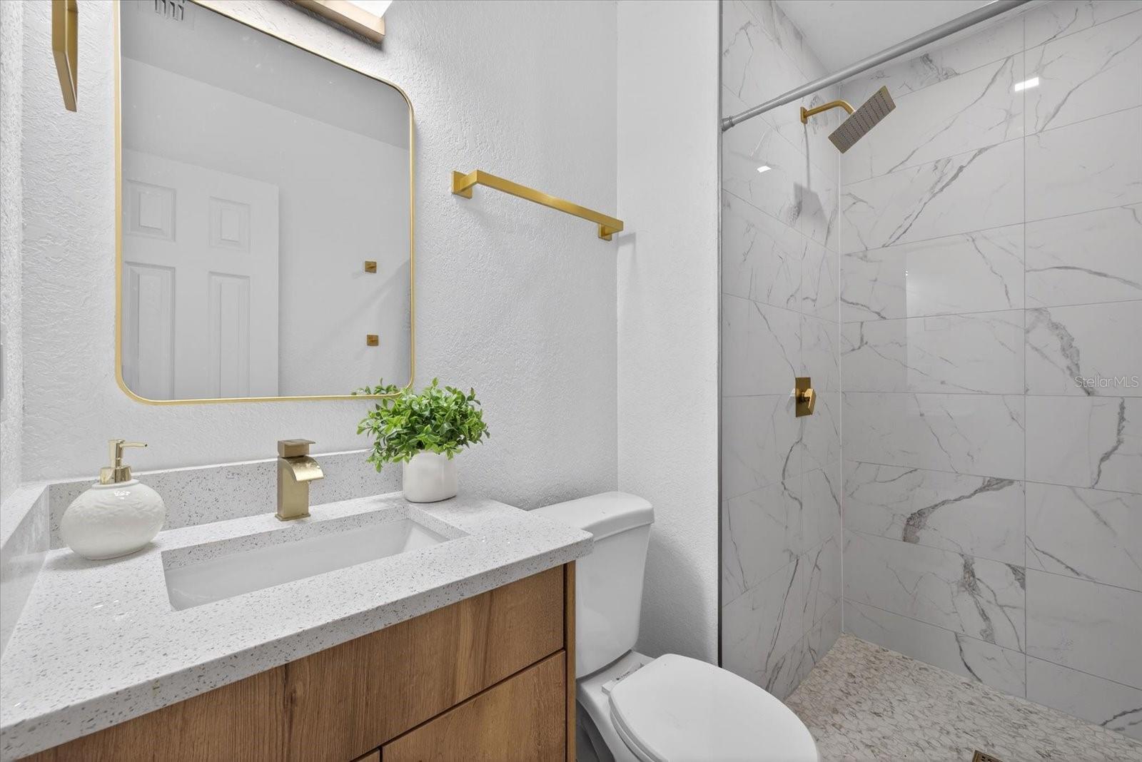 BOULEVARD PINES - Residential