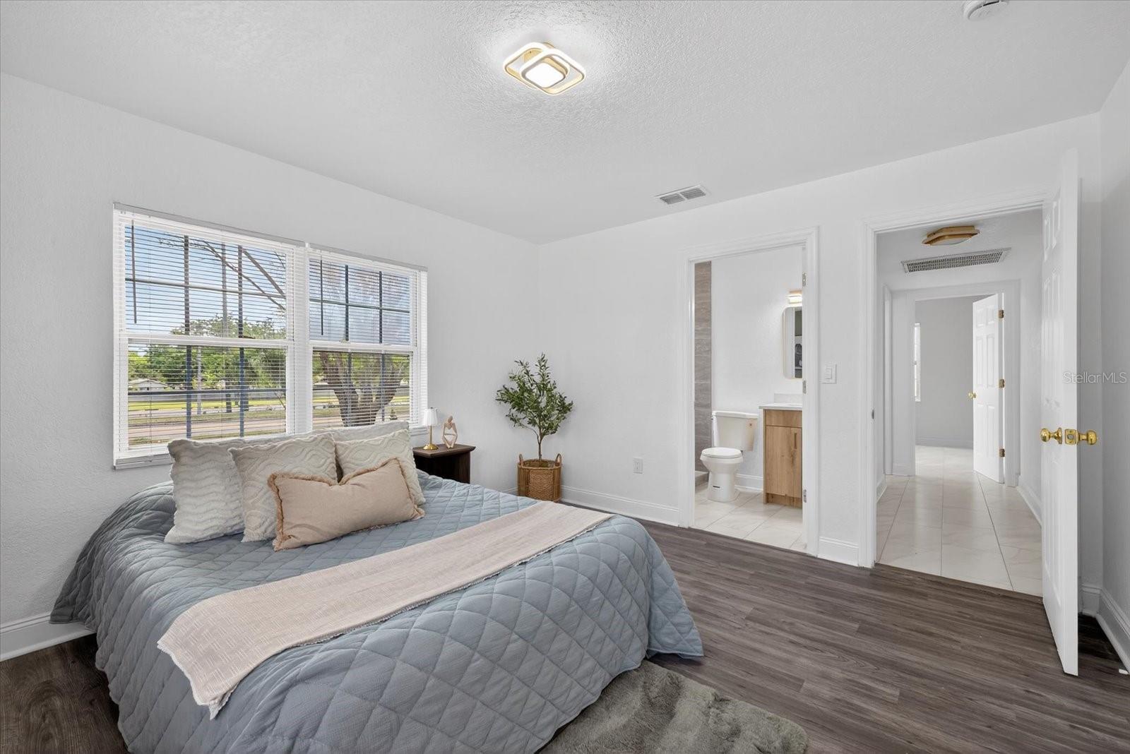 BOULEVARD PINES - Residential