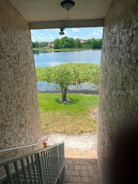 145 N PEARL LAKE CAUSEWAY 210