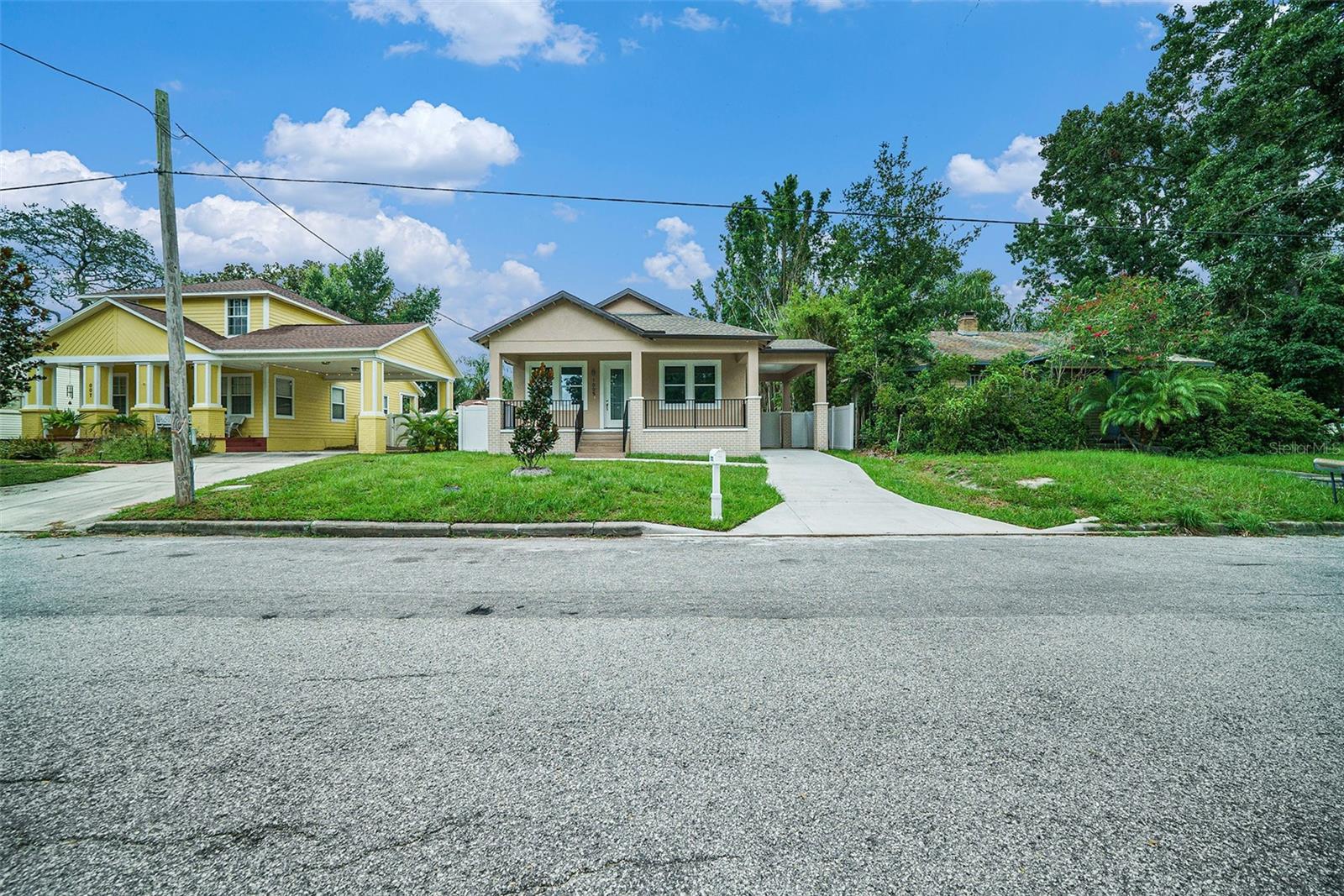 1005 E CRENSHAW STREET
