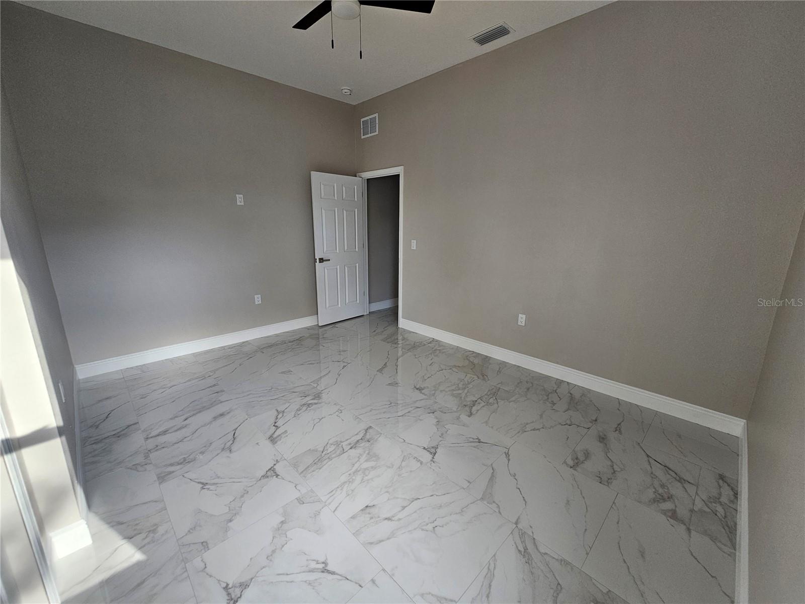 ORANGEWOOD - Residential